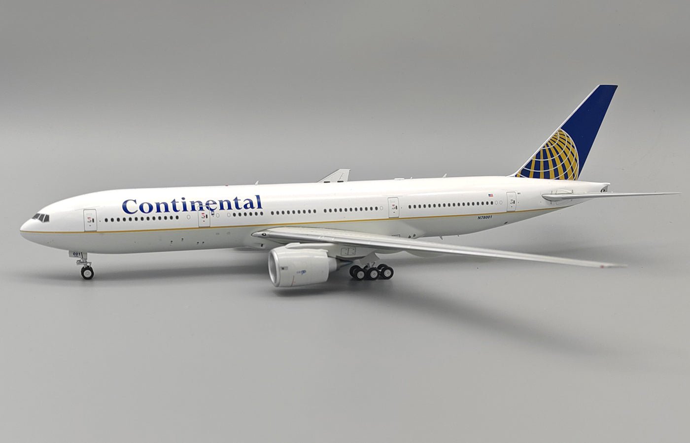 Pre - Order InFlight200 IF772CO1224 1:200 Continental Airlines Boeing 777 - 224/ER N78001