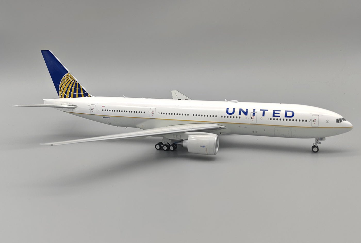 Pre - Order InFlight200 IF772UA0924 1:200 United Airlines Boeing 777 - 224/ER N78009