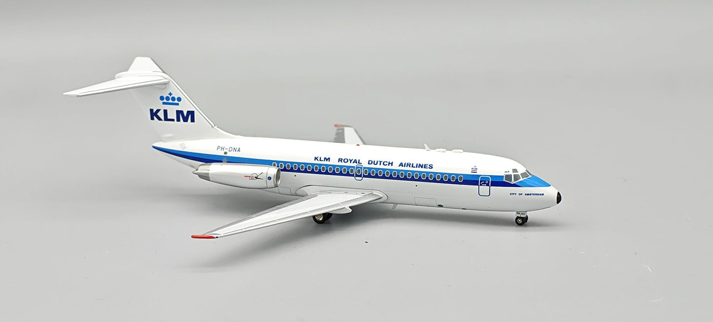 Pre - Order InFlight200 IF915KL1126 1:200 KLM Royal Dutch Airlines Douglas DC - 9 - 15 PH - DNA
