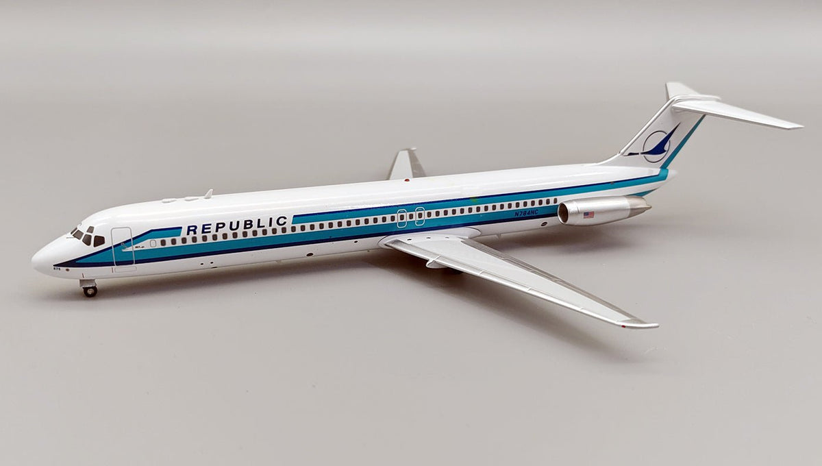 InFlight200 IF951YX0924 1:200 REPUBLIC DC - 9 - 50 N784NC
