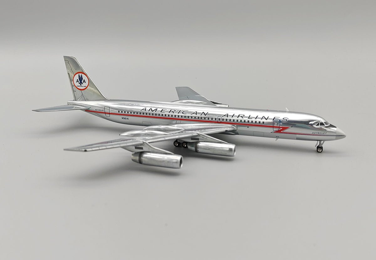 Pre - Order InFlight200 IF990AA0125PR 1:200 American Airlines CV990 N5614