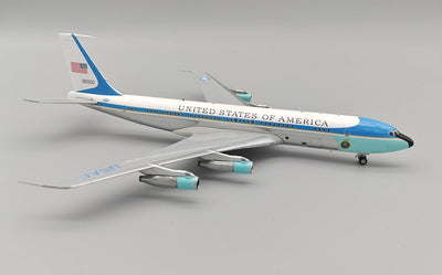 Pre - Order InFlight200 IFRVC13726000 1:200 USA - Air Force Boeing VC - 137C (707 - 353B) 62 - 6000