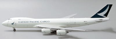 Pre - Order JC Wings EW4748003 1:400 Cathay Pacific Cargo Boeing 747 - 8F "Interactive Series" Reg: B - LJB