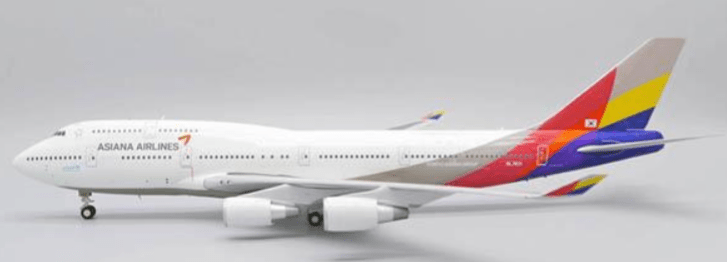 Pre - Order JC Wings JC2AAR0124 1:200 Asiana Airlines B747 - 400M HL7421