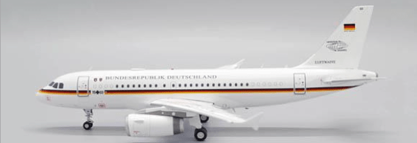 Pre - Order JC Wings LH2248 1:200 Germany Air Force Airbus A319(CJ) Reg: 15+03