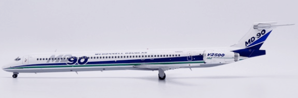 Pre - Order JC Wings LH2501 1:200 House Color McDonnell Douglas MD - 90 Reg: N901DC