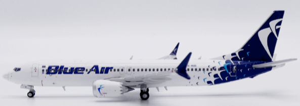 Pre - Order JC Wings LH4312 1:400 Blue Air Boeing 737 MAX 8 Reg: YR - MXE