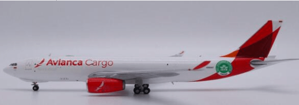 Pre - Order JC Wings LH4364 1:400 Avianca Cargo Airbus A330 - 200F Reg: N332QT