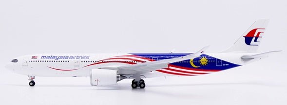 Pre-Order JC Wings XX20503 1:200 Malaysia Airlines Airbus A330-900NEO Reg: 9M-MNH