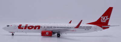 Pre - Order JC Wings XX20599 1:200 Lion Air Boeing 737 - 900ER "50th Boeing 737 - 900ER" Reg: PK - LHY