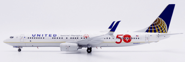 Pre - Order JC Wings XX20618 1:200 United Airlines Boeing 737 - 900ER "Special Olympics 50" Reg: N66837