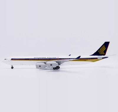 Pre-Order JC Wings XX20672 1:200 Singapore Airlines Airbus A340-500 "Old Titles" Reg: 9V-SGC