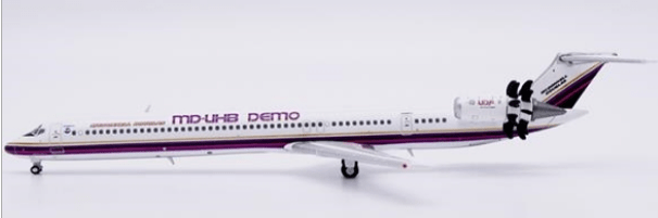 Pre - Order JC Wings XX40180 1:400 House Color McDonnell Douglas MD - 81 "MD - UHB Demo" Reg: N980DC
