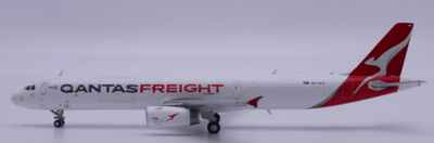 Pre - Order JC Wings XX40672 1:400 Qantas Freight Airbus A321(P2F) Reg: VH - XF6