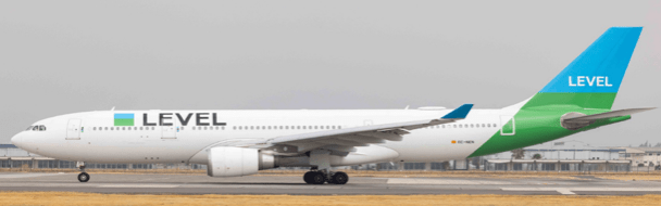 Pre - Order JC Wings XX40724 1:400 Level Airbus A330 - 200 Reg: EC - NEN