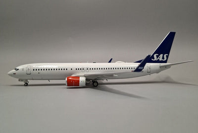 Pre - Order JFox JF - 737 - 8 - 050L 1:200 737 - 783 SAS Scandinavian Airlines LN - RRF