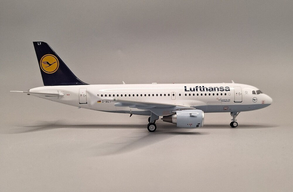 Pre - Order JFox JF - A319 - 019 1:200 A319 - 114 Lufthansa