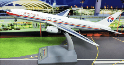 Pre - Order KJ Models KJ - B763 - 103 1:200 B - 5001 China Eastern Airlines Boeing 767 - 3W0ER