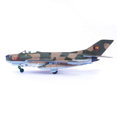 Pre - Order Panzerkampf 14643PB 1:72 MIG - 19PM East Germany Number 335
