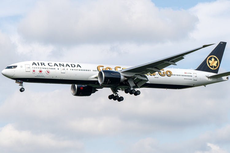 Pre - Order Phoenix 04601 1:400 Air Canada B777 - 300ER C - FITW "Go Canada Go"ones"