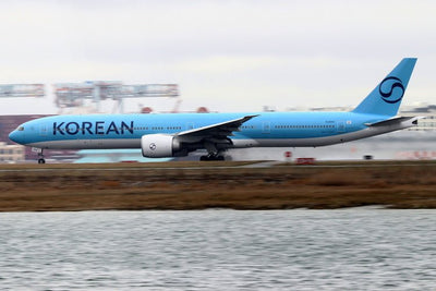 Pre - Order Phoenix 04651 1:400 Korean Air B777 - 300ER HL8008