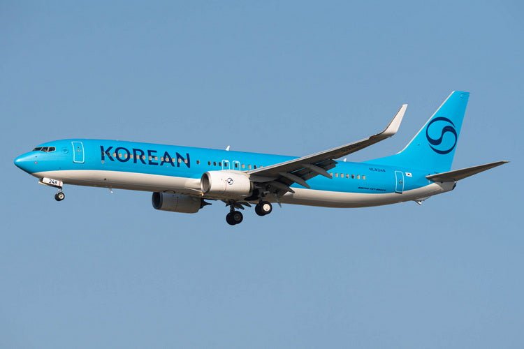 Pre - Order Phoenix 04654 1:400 Korean Air B737 - 900ER HL8248