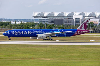 Pre - Order Phoenix 04655 1:400 Qatar Airways B777 - 300ER A7 - BED UEFA Champions League