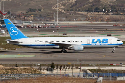 Pre - Order Phoenix 11922 1:400 LAB B767 - 300ER CP - 2426