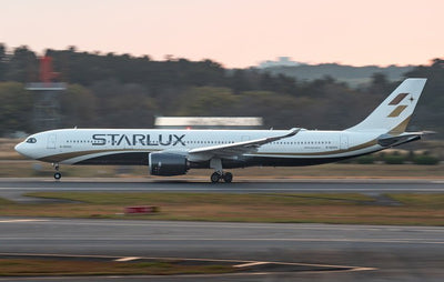 Pre - Order Phoenix 11927 1:400 Starlux A330 - 900neo B - 58303