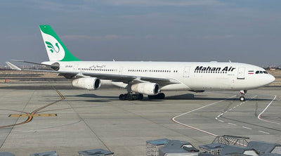 Pre - Order Phoenix 11929 1:400 Mahan Air A340 - 200 EP - MJA