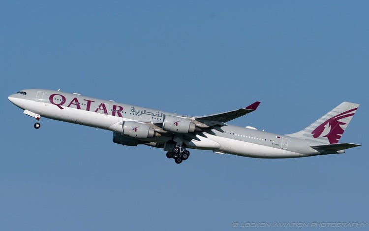 Pre - Order Phoenix 12035 1:400 Qatar Amiri Flight A340 - 500 A7 - HHH