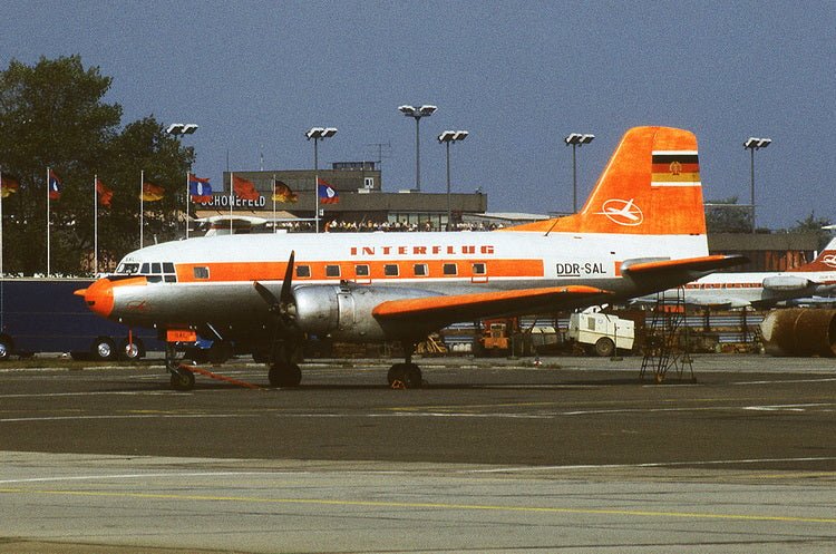 Pre - Order Phoenix 20182 1:200 Interflug Il - 14 DDR - SAL