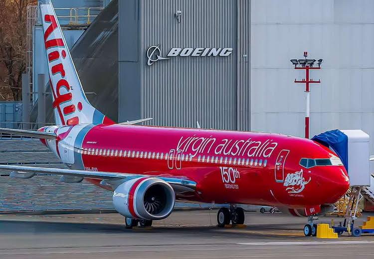 Pre - Order Phoenix Models 12095 1:400 Virgin Australia B737 MAX 8 VH - 8VI