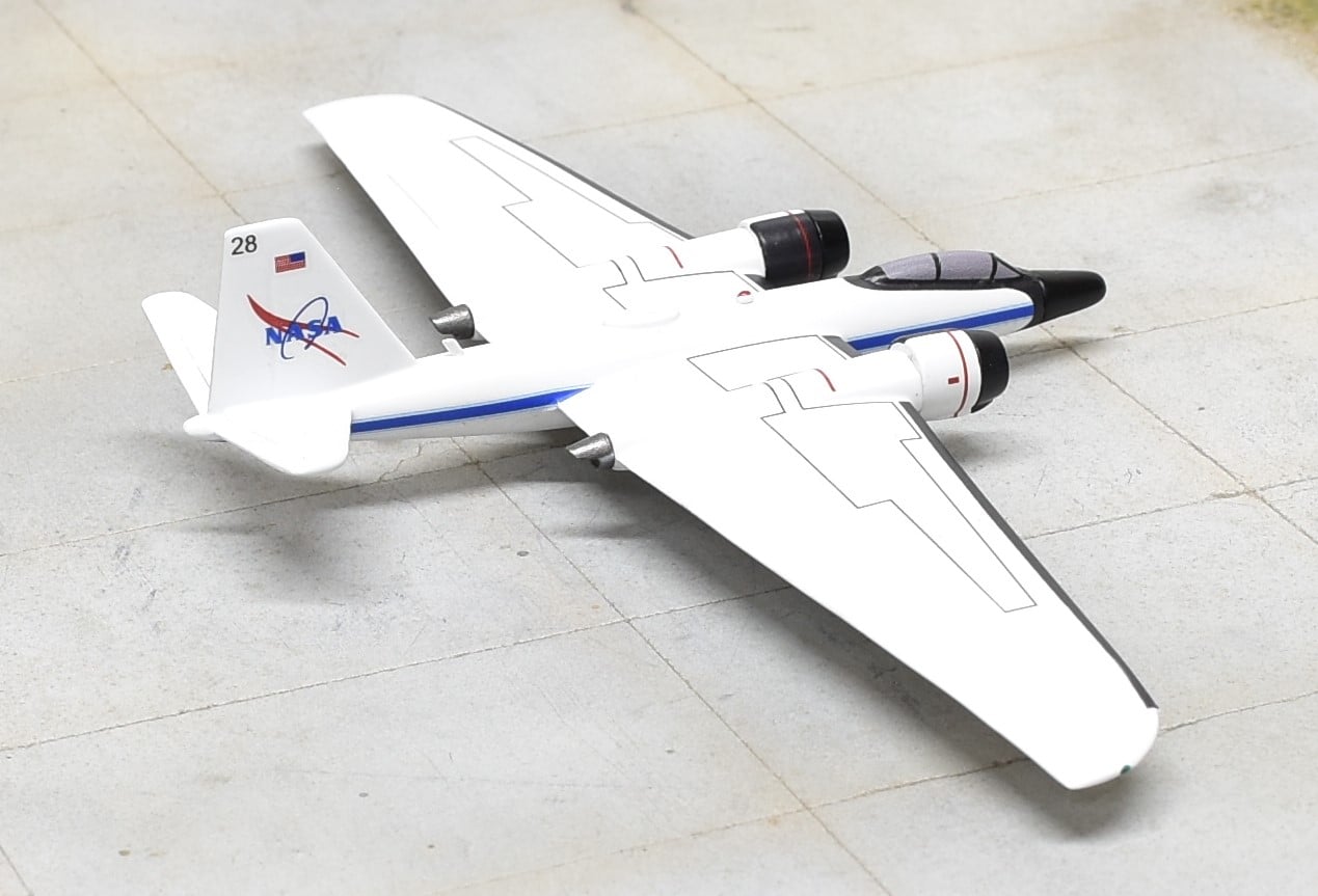 Pre - Order Sky Classics 1:200 SC2WB57F01 Martin WB - 57F 63 - 13298 (N928NA) NASA White W/Blue Stripe
