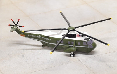 Sky Classics SC2SK01 1:200 VH - 3D Sea King HMX - 1 159352 Presidential Flight