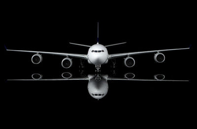 Pre - Order SQ Wings L2176 1:200 Singapore Airlines A340 - 500 9V - SGC