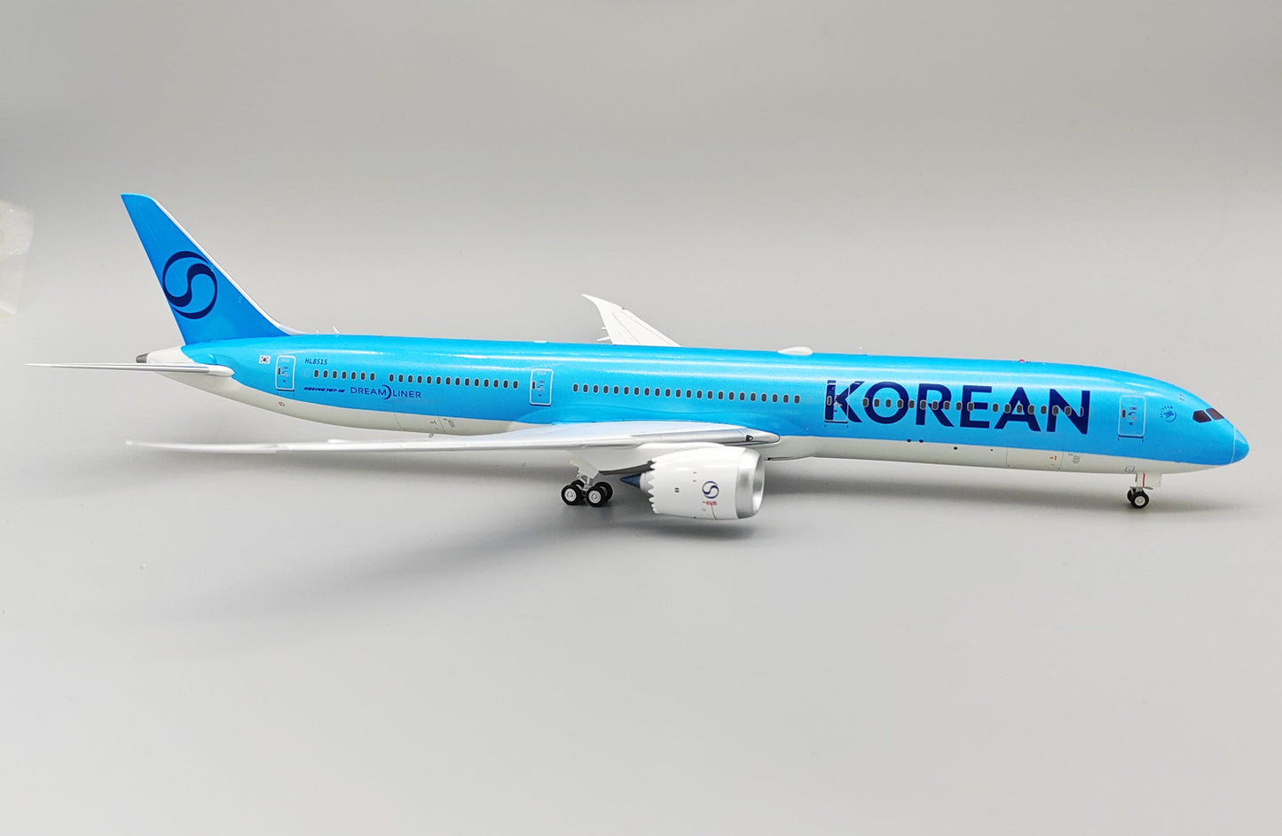 Pre - Order White Box Models WB - 787 - 10 - 005 1:200 Boeing 787 - 10 Dreamliner - Korean Air HL8515