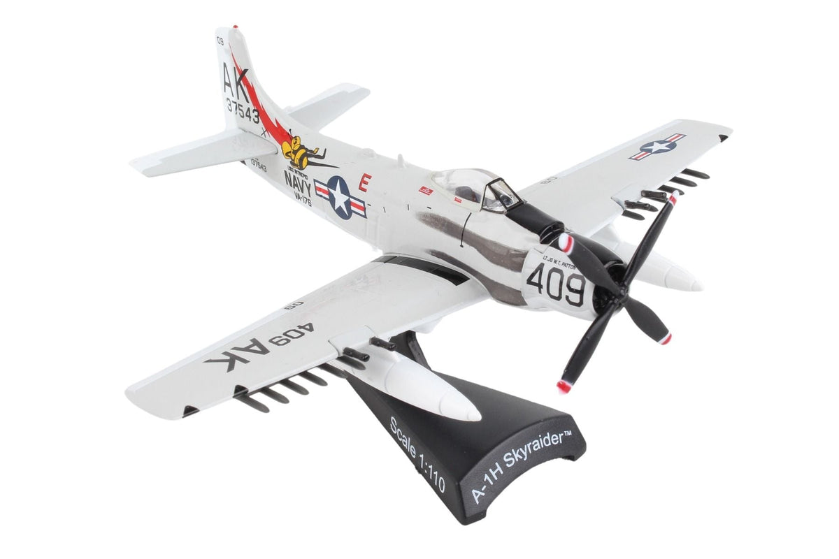 PS5364 - 3 POSTAGE STAMP A1H SKYRAIDER 1/110 Papoose Flight