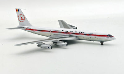 Retro Models RM70305P 1:200 Tarom Boeing 707 - 3K1C