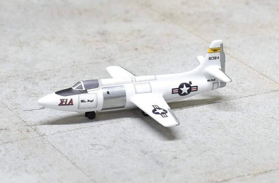 Sky Classics 1:200 Bell X - 1A 481384 "White & Silver Fuselage Band Yellow NACA Band"