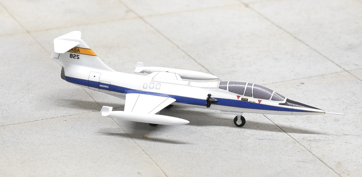 Sky Classics 1:200 SCF10404 Lockheed TF - 104G Starfighter NASA N825NA White Blue Stripe White Bottom W/Wing Tanks