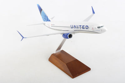 SkyMarks 1:130 United Boeing 737 - 8 N37267 SKR5166