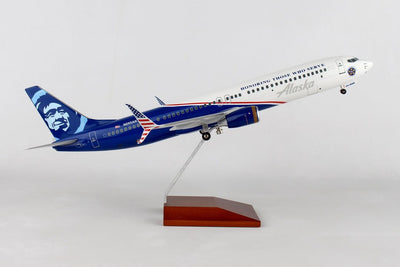 SkyMarks Elite SKR8267 1:100 Alaska 737 - 900 N265AK "Honoring Those Who Serve"