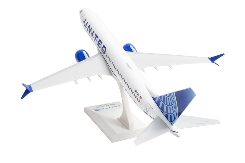 SkyMarks SKR1166 1:130 United Airlines Boeing 737 - Max8 N6750I