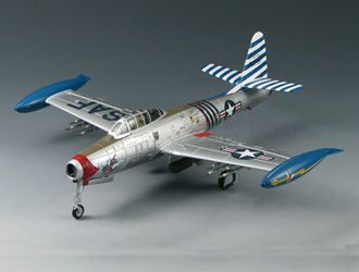 SkyMax SM6002 1:72 F - 84E Thunderjet "36 FBW Commander, Germany 1952. Col. Robert Scott"