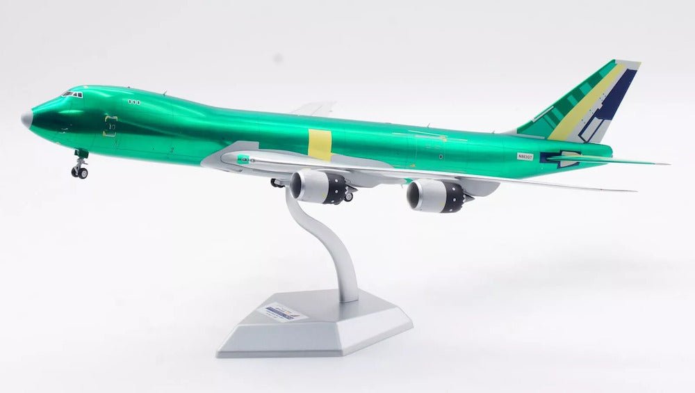 SQ Wings L2015 1:200 Boeing B747 - 8F Atlas Air Assembly Colors N863GT