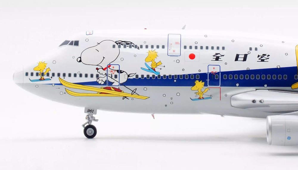 SQ Wings L2021 1:200 All Nippon Airways B747 - 400D JA8961 "Snoopy"