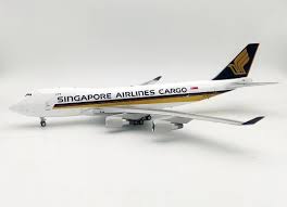 *WB Models WB - 747 - 4 - 059 1:200 Singapore Airlines Cargo Boeing 747 - 400