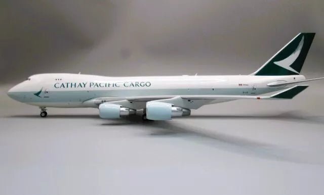 *WB Models WB - 747 - 4 - 066 1:200 Cathay Cargo Boeing 747 - 400 B - LIC