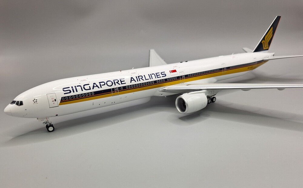 *WB Models WB - 777 - 3 - 022 1:200 Singapore Airlines Boeing 777 - 321 9V - SYH